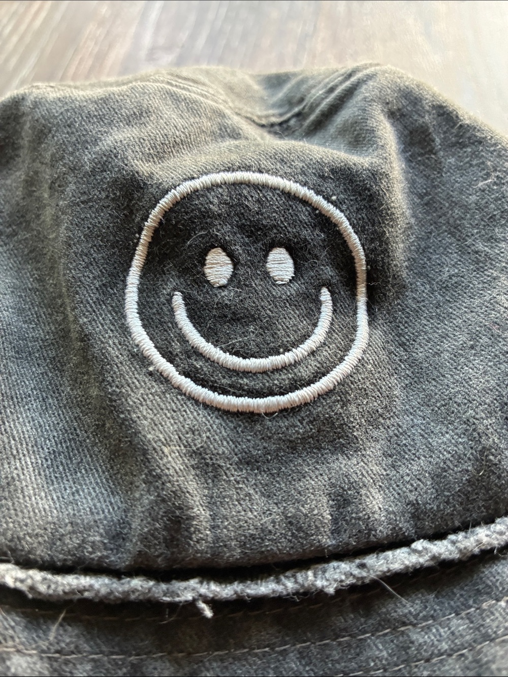 Bucket hat - Picture 2 of 5